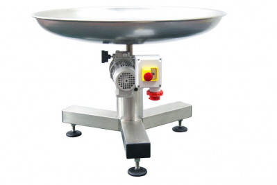 Table rotative concave évasée