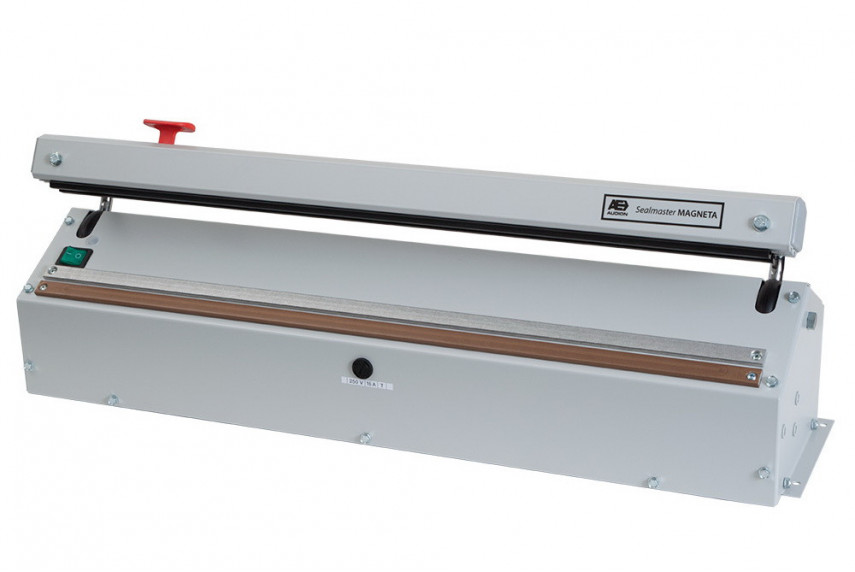 Magneta 820 MG-2 (occasion)